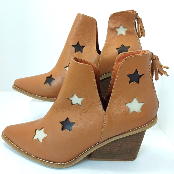 Silvia Cobos Star Western Boots, NEW, Size‎ 9 - Picture 1 of 10